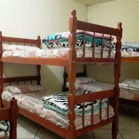 Hostel Pousada Consulado Ponta Grossa  Buitenkant foto