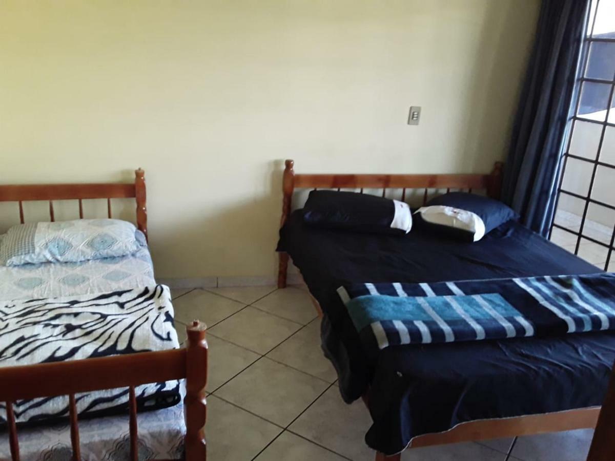 Hostel Pousada Consulado Ponta Grossa  Buitenkant foto